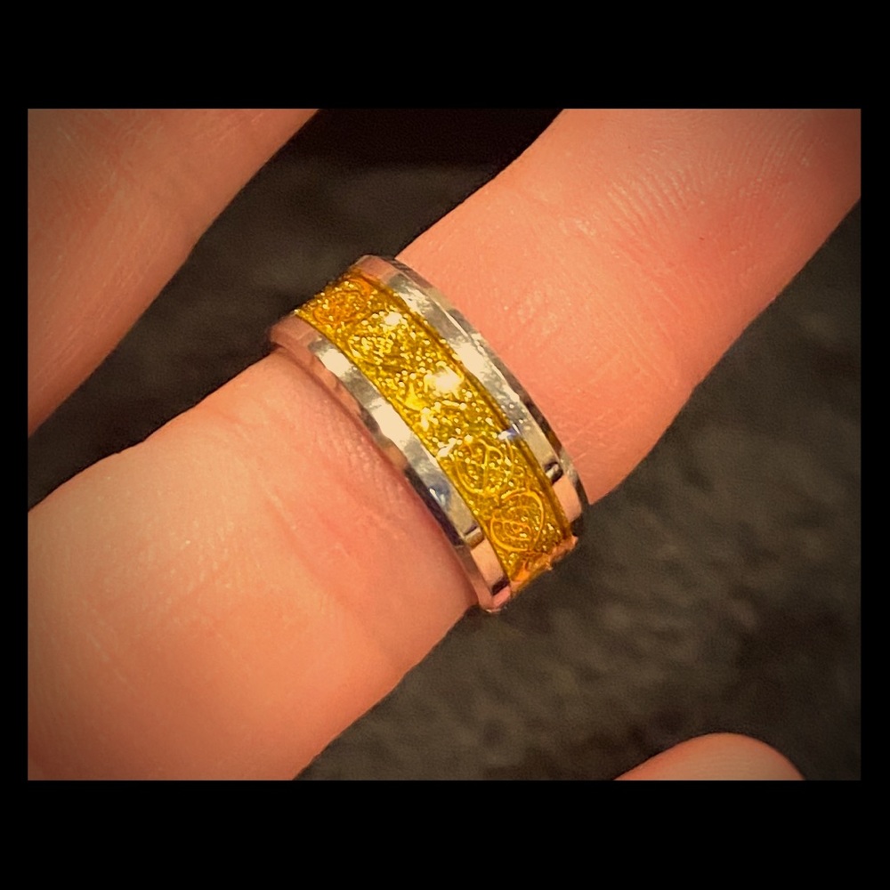 Gold designed silver ring